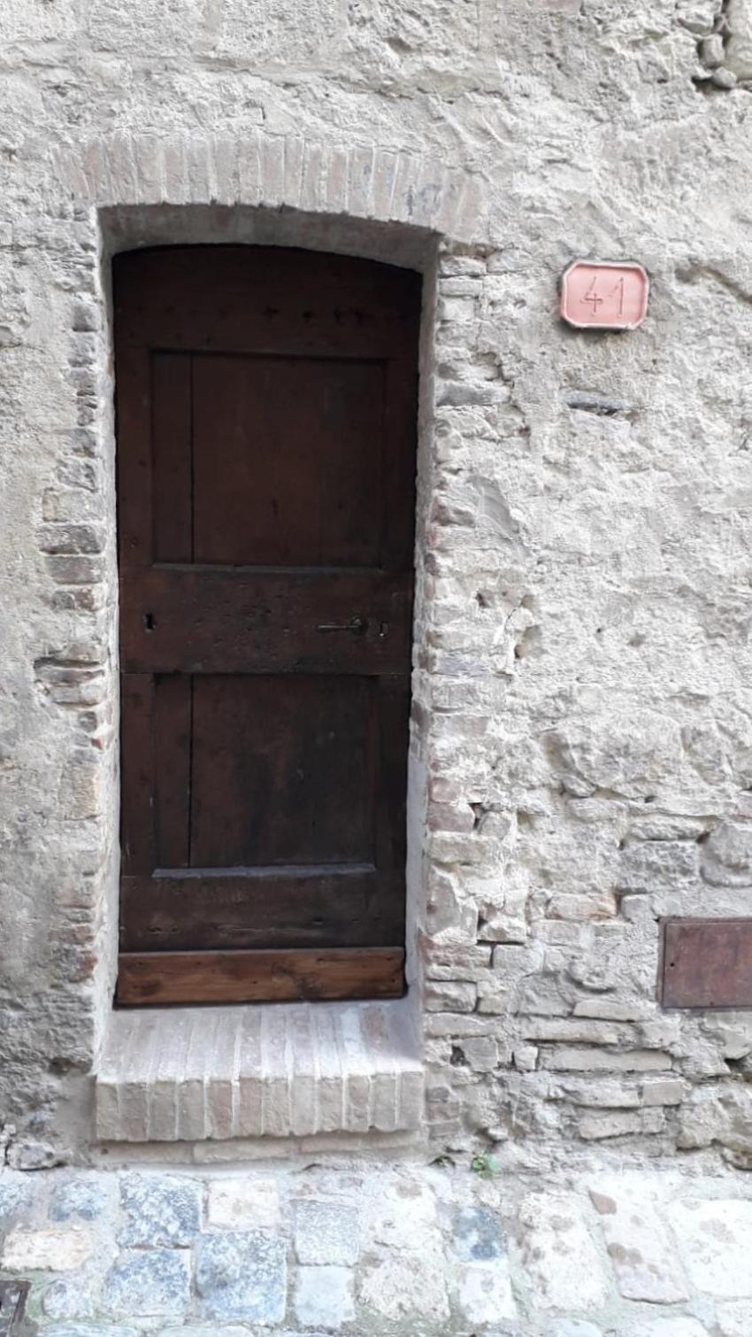 Appartamento Il Nespolo Σαν Τζιμινιάνο Εξωτερικό φωτογραφία
