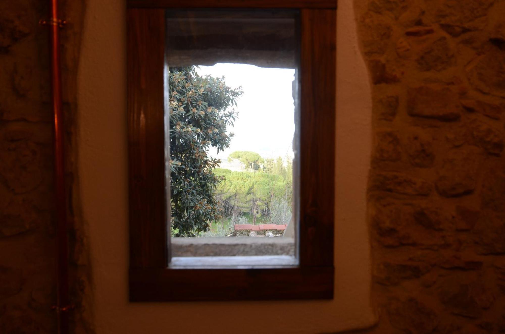 Appartamento Il Nespolo Σαν Τζιμινιάνο Εξωτερικό φωτογραφία